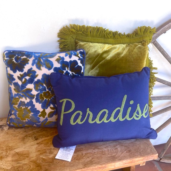 Vtg 1960’s-70’s VELVETEEN PILLOWS MCM Cottage Core Set of 2 Solid & Floral NICE! - Picture 2 of 12